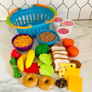 Lot of Learning Resources New Sprouts Food, 32 Pieces of Food + Basket